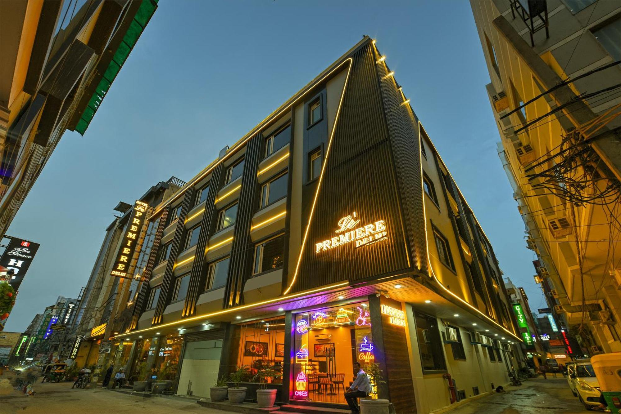 Airport Le Premier, New Delhi Hotel Exterior photo